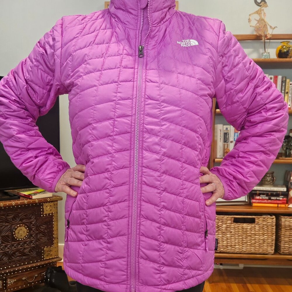 The North Face Magenta Puffer Jacket - Size Junior XL / Womens's Size 14